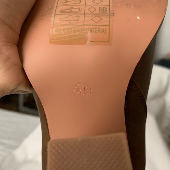 Boots - Picture 3 of 5